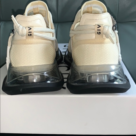 GIVENCHY  Spectre Low Top Sneaker - Picture 6 of 9